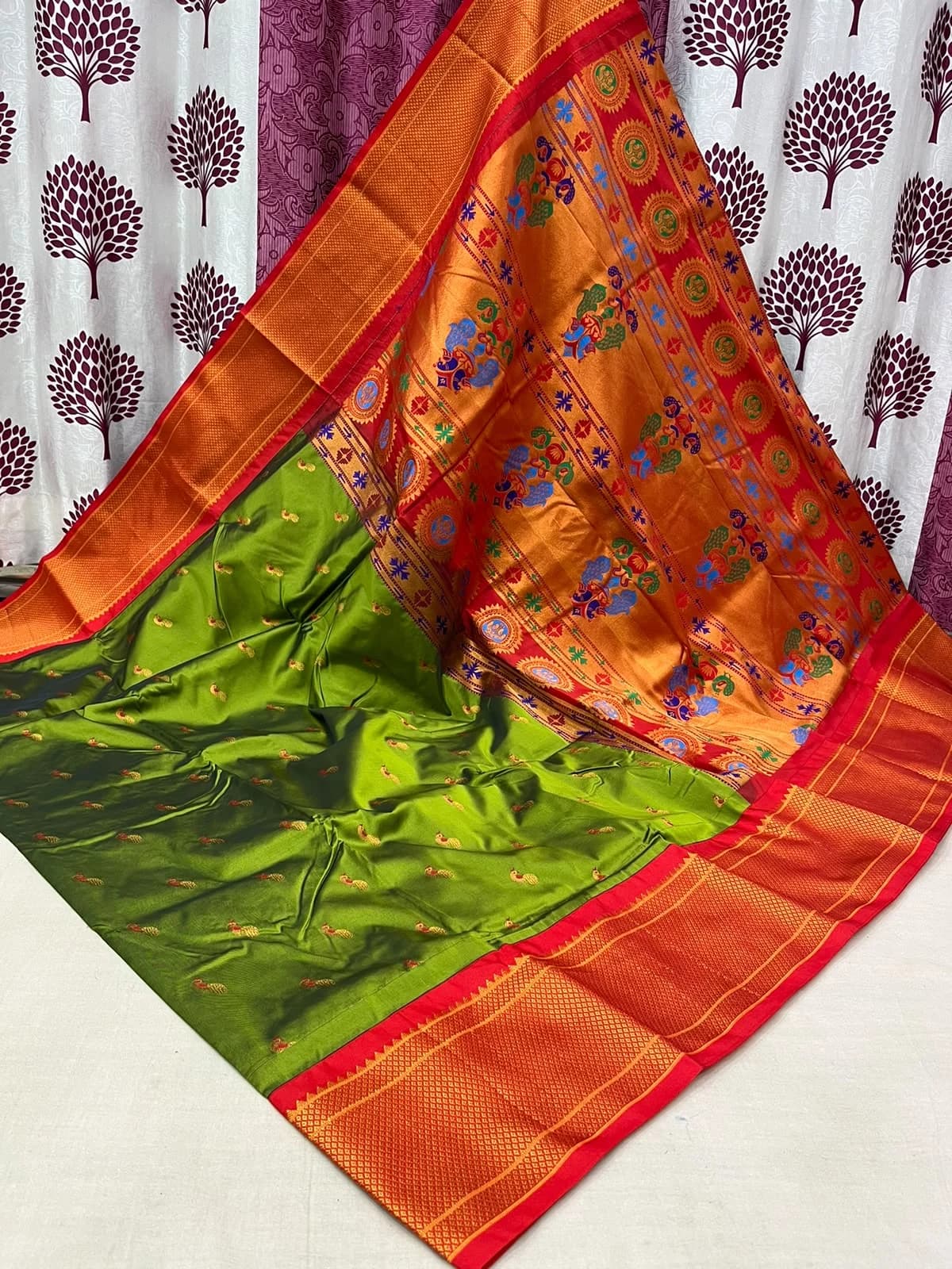 Kalyani Paithani Saree - Magenta